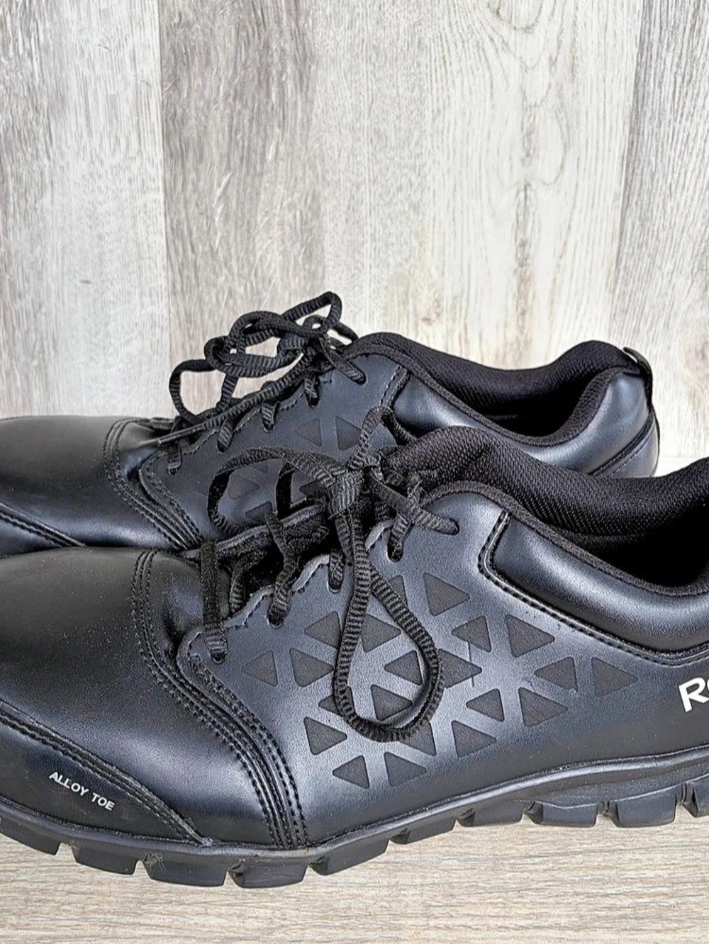 Reebok Sublite Cushion Mens Size 11.5 Black Alloy Toe Safety Work Shoes Sneakers